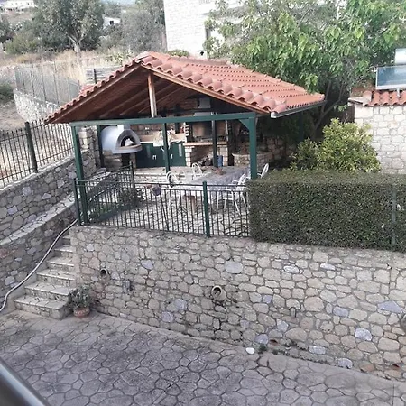 Kelly's In Stoupa Villa Neokhorion (Messenia)